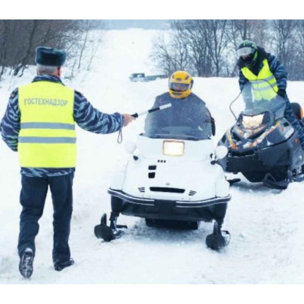 Ежегодный технический осмотр снегоходов..